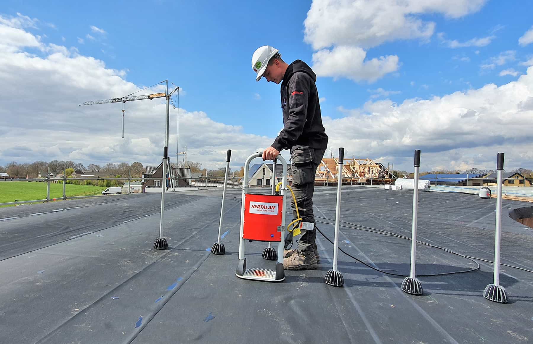 Terughalen van materialen uit de bouw: voor zijn circulaire EPDM-daksysteem is Carlisle Construction Materials genomineerd in de categorie Hernieuwbare grondstoffen.