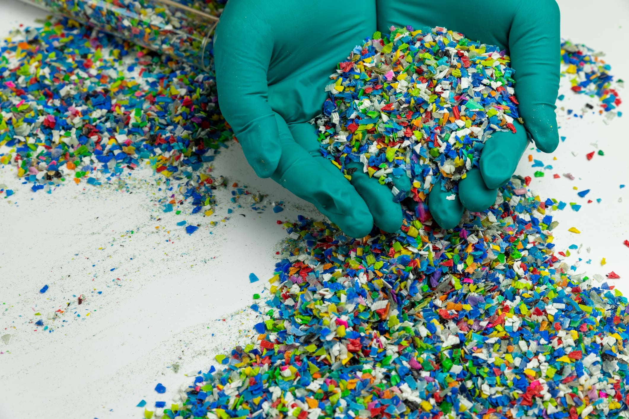 € 17 miljoen voor vier projecten in de plasticsketen