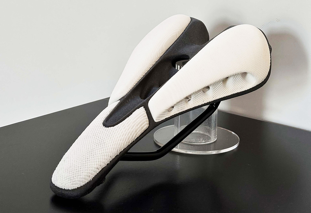 Xenia_Bike saddle